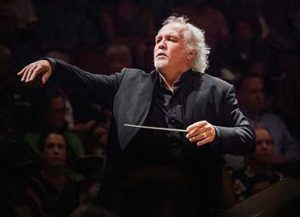 Donald Runnicles conducting